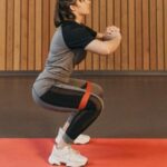 4 sai lầm phổ biến khi tập squat khiến vòng 3 không thay đổi