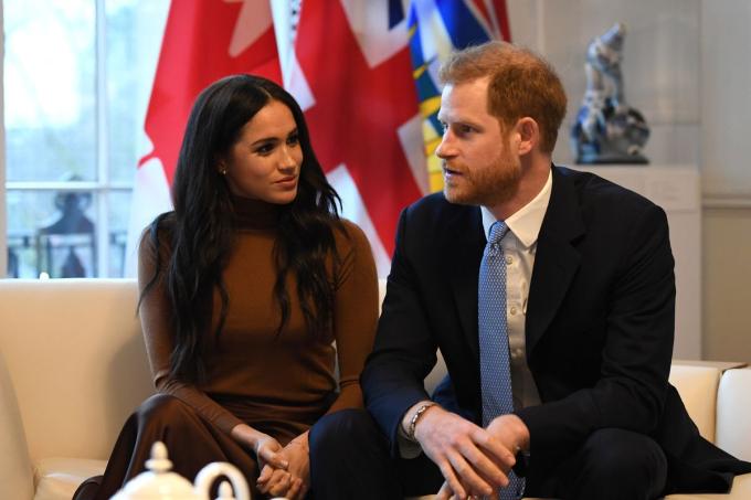 Harry – Meghan năm 2023: ‘Quay lưng lại’ với gia đình và trở thành ‘kẻ thua cuộc lớn nhất Hollywood’