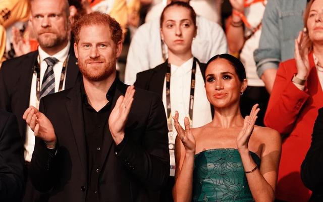 Harry và Meghan hy vọng 'thư giãn' sau năm 2023 khó khăn, hồ sơ thuế Mỹ tiết lộ sự thật bất ngờ