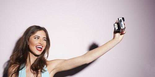 Top 3 cô nàng cung hoàng đạo có tài selfie sống ảo